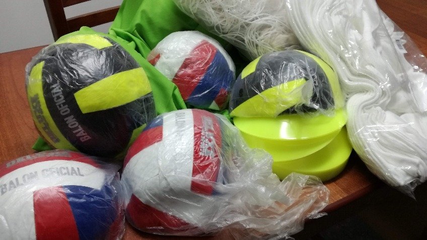 Ferro recibió material deportivo desde el gobierno provincial